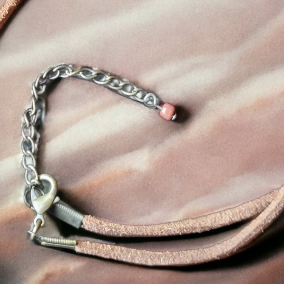 Shell necklace - Picture 4 of 4